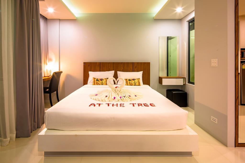 At The Tree Phuket Lejlighedshotel Rawai Værelse billede