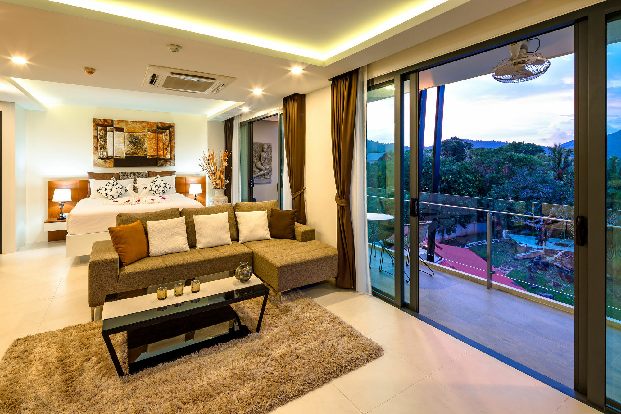 At The Tree Phuket Lejlighedshotel Rawai Eksteriør billede