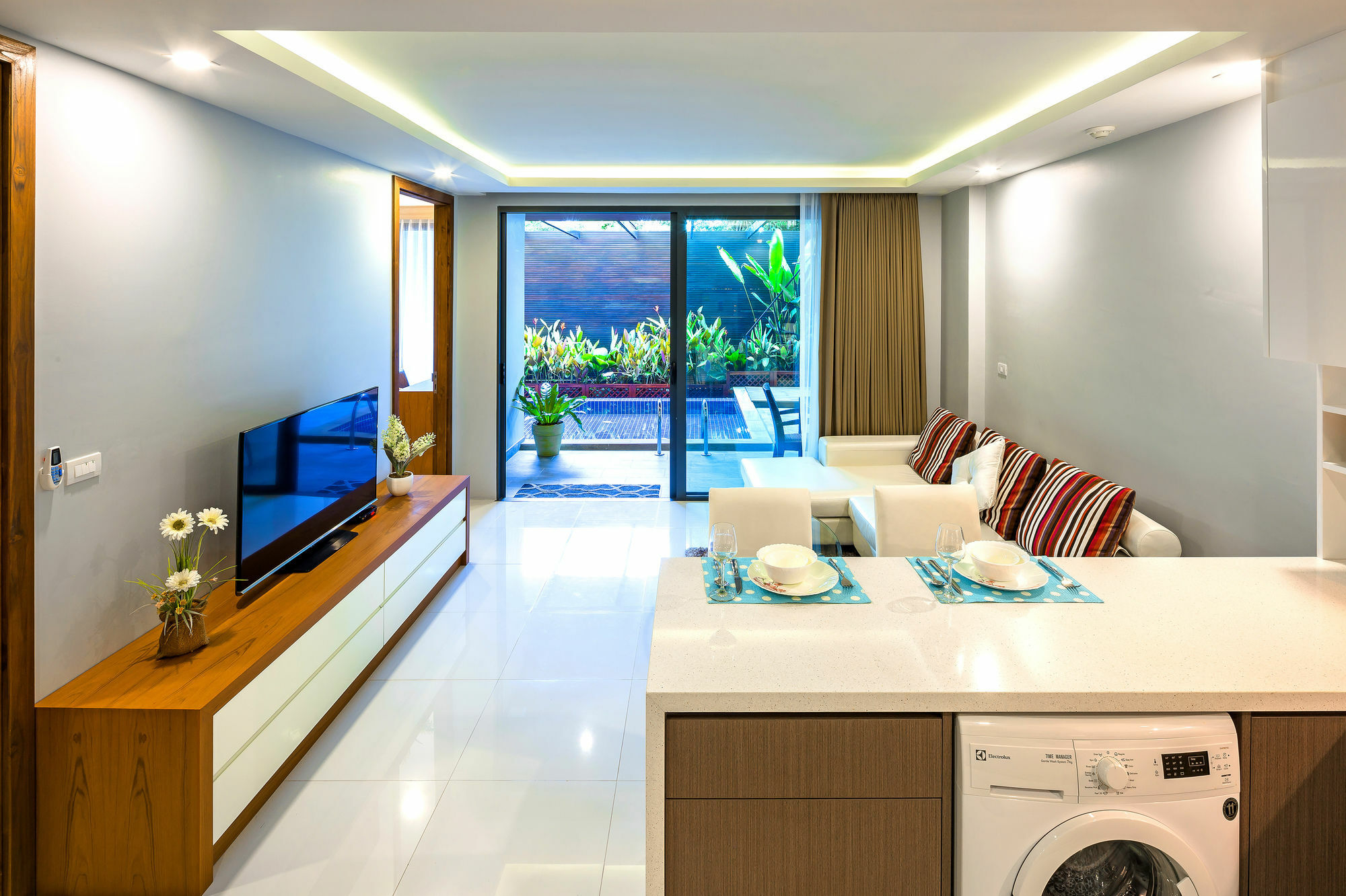 At The Tree Phuket Lejlighedshotel Rawai Eksteriør billede
